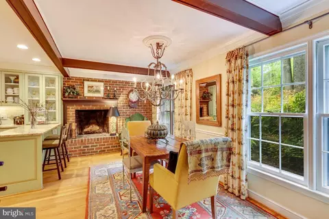Dining - 7028 Arbor Ln, Mclean, VA 22101 photo 5 of 7