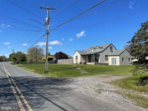9405 Ox Rd, Lorton, VA 22079