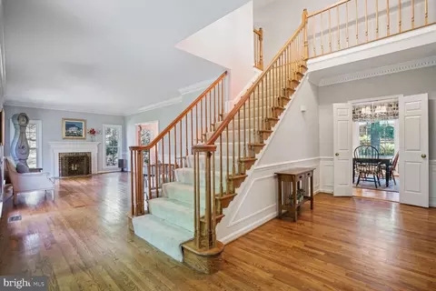 Entry Way - 1034 Northwoods Trl, Mclean, VA 22102 photo 1 of 2