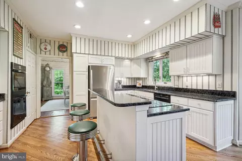 Kitchen - 1034 Northwoods Trl, Mclean, VA 22102 photo 1 of 3