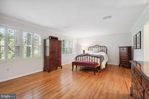 Bedroom - 1034 Northwoods Trl, Mclean, VA 22102 photo 1 of 8