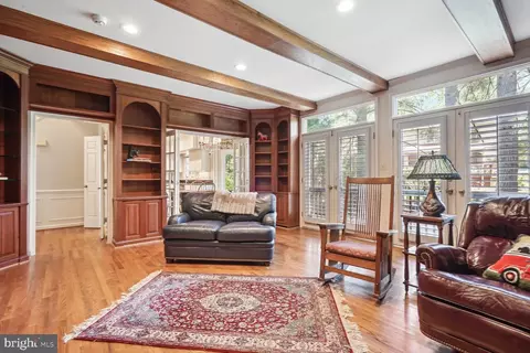 Living - 1034 Northwoods Trl, Mclean, VA 22102 photo 1 of 5