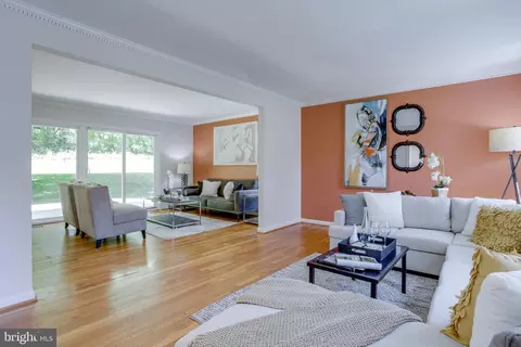 5201 Daventry Ct, Burke, VA 22015 photo 12