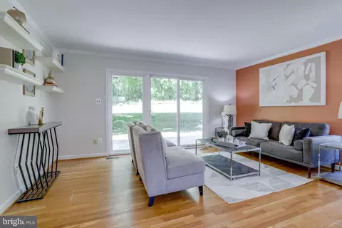 5201 Daventry Ct, Burke, VA 22015 photo 6