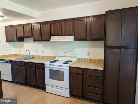 6436 Old Scotts Ct, Springfield, VA 22152 photo 6