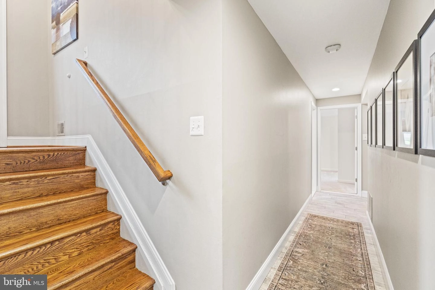 Entry Way - 8713 Kerry Ln, Springfield, VA 22152 photo 3 of 3