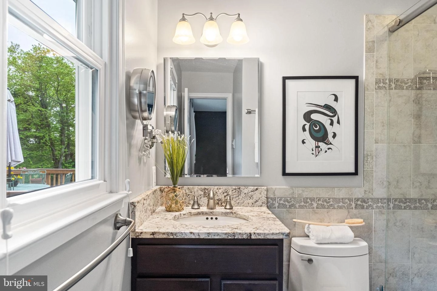 Bath - 8713 Kerry Ln, Springfield, VA 22152 photo 2 of 8