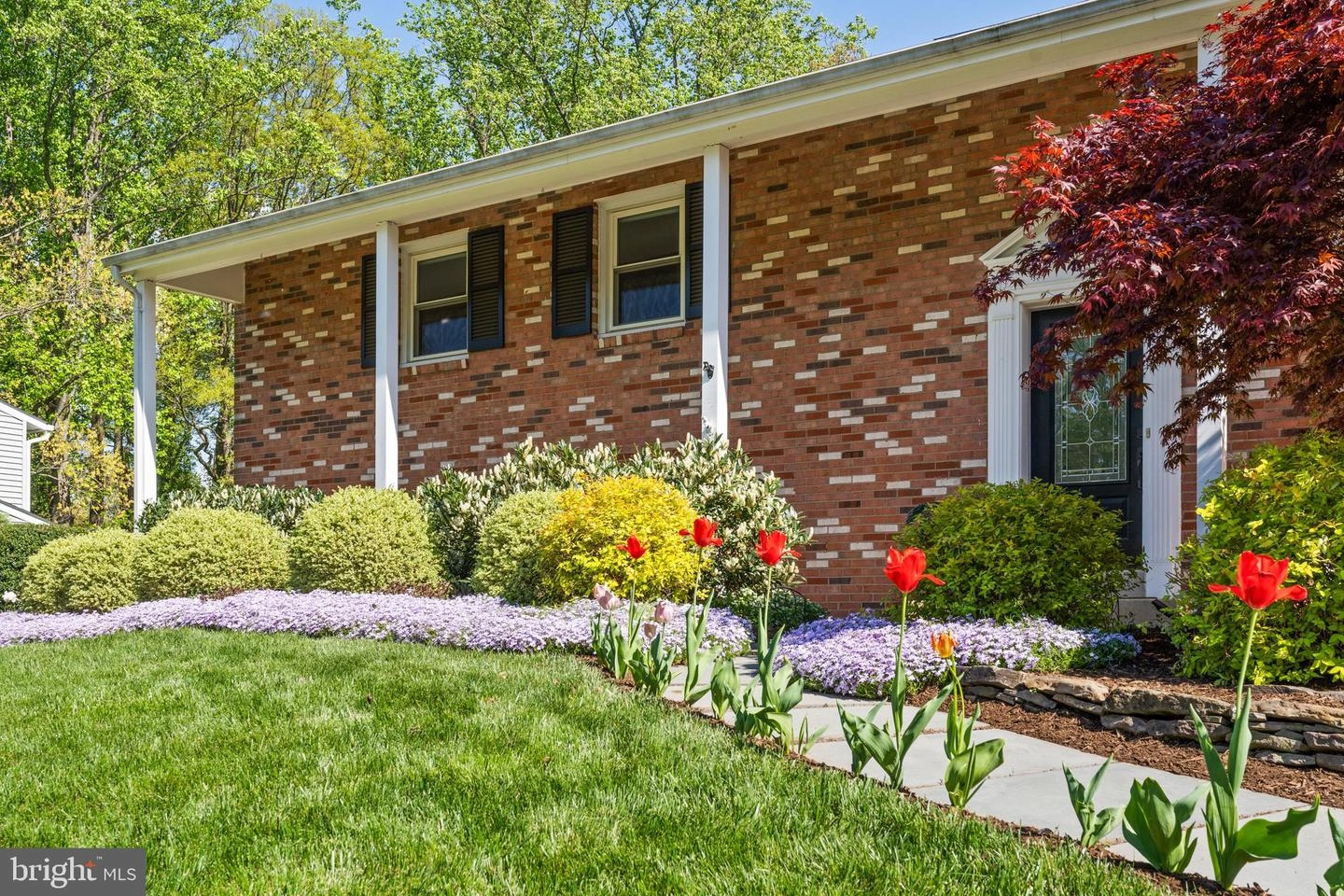 Exterior - 8713 Kerry Ln, Springfield, VA 22152 photo 17 of 22