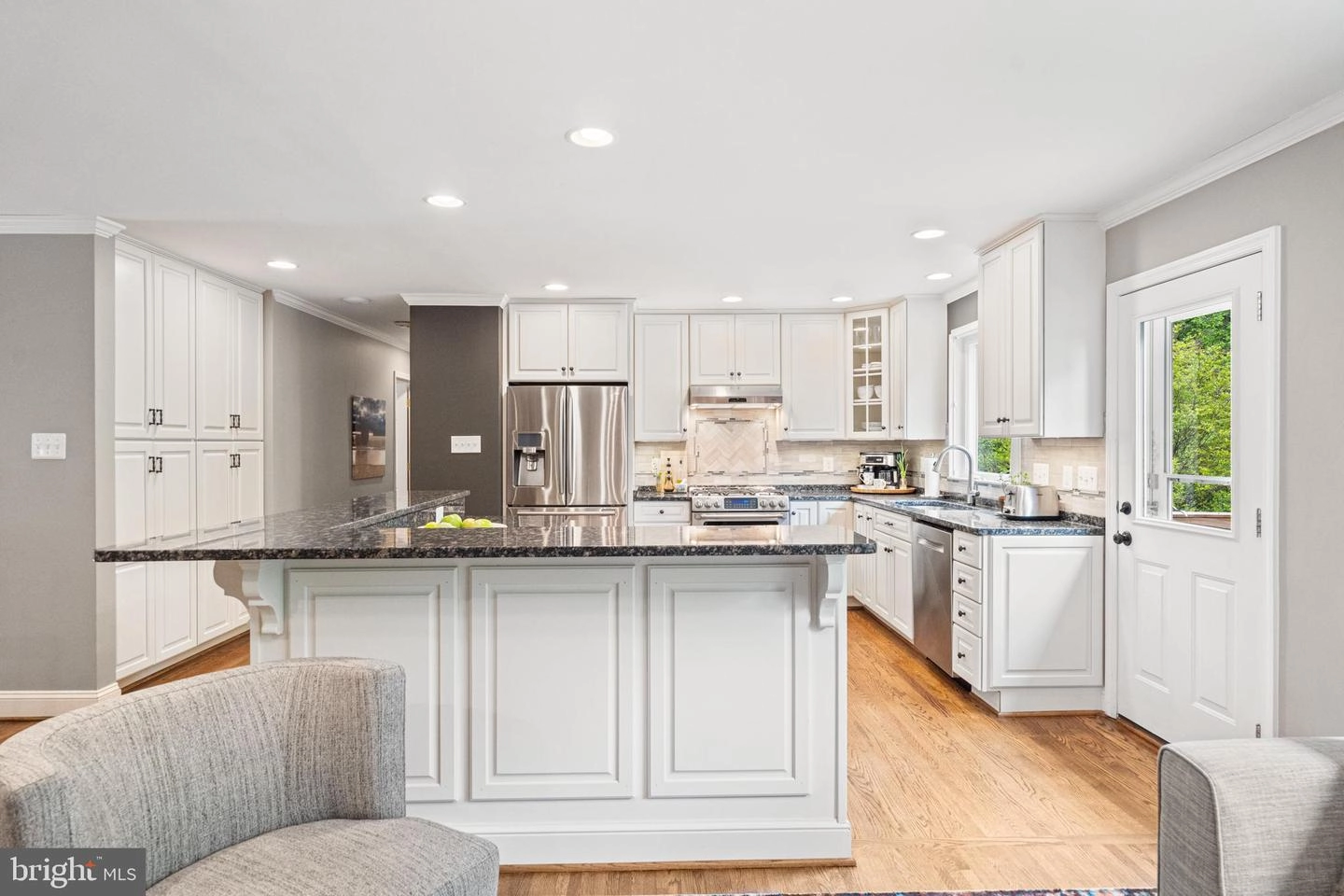Kitchen - 8713 Kerry Ln, Springfield, VA 22152 photo 1 of 8