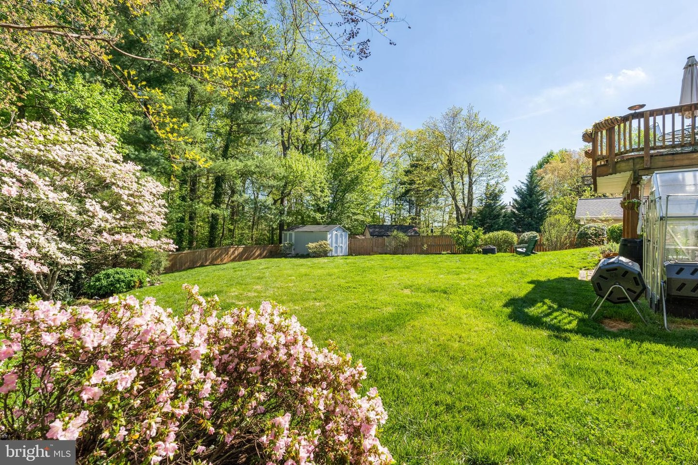 Exterior - 8713 Kerry Ln, Springfield, VA 22152 photo 15 of 22