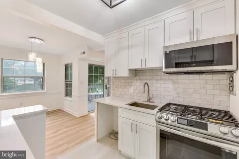 1952 Kennedy Dr #103, Mclean, VA 22102 photo 19