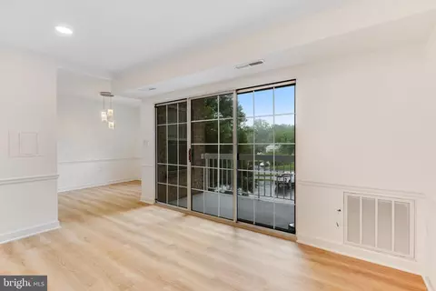 1952 Kennedy Dr #103, Mclean, VA 22102 photo 9