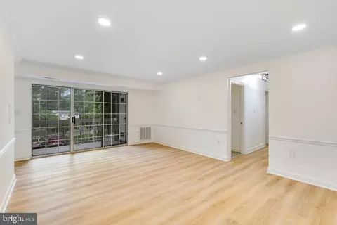 1952 Kennedy Dr #103, Mclean, VA 22102 photo 7