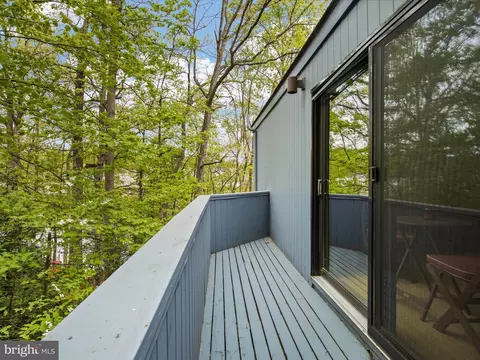 Exterior - 2005 Cutwater Ct, Reston, VA 20191 photo 4 of 15