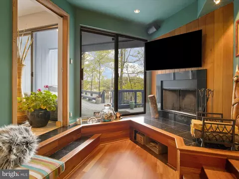 Kitchen - 2005 Cutwater Ct, Reston, VA 20191 photo 1 of 9