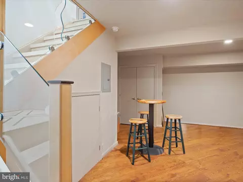 Other - 2005 Cutwater Ct, Reston, VA 20191 photo 10 of 14