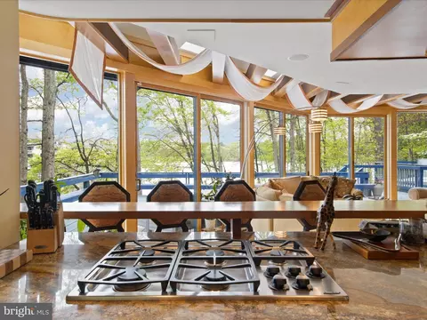 Dining - 2005 Cutwater Ct, Reston, VA 20191 photo 5 of 7