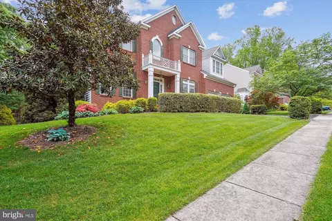 7311 Beechwood Dr, Springfield, VA 22153 photo 3
