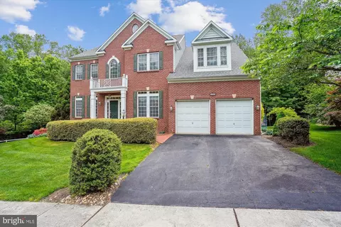 7311 Beechwood Dr, Springfield, VA 22153