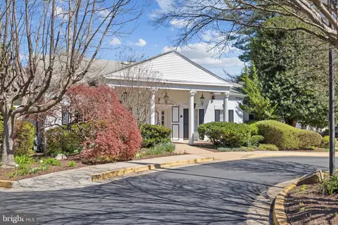 Exterior - 7600 Tremayne Pl #103, Mclean, VA 22102 photo 7 of 7