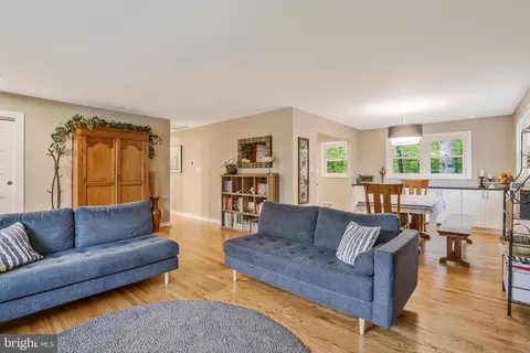 Other - 5642 Inverchapel Rd, Springfield, VA 22151 photo 7 of 25