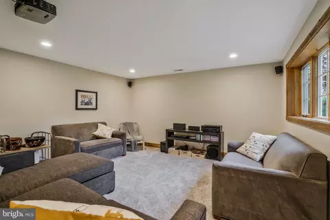 Other - 5642 Inverchapel Rd, Springfield, VA 22151 photo 10 of 25