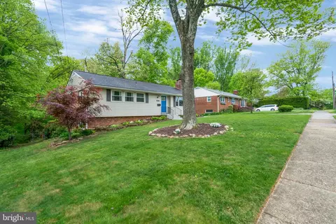 Exterior - 5642 Inverchapel Rd, Springfield, VA 22151 photo 19 of 19