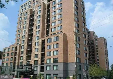 2451 Midtown Avenue Ave #404, Alexandria, VA 22303