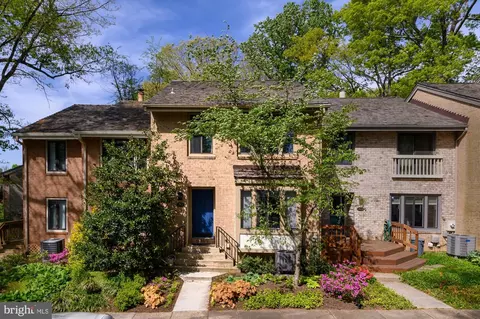 2053 Swans Neck Way, Reston, VA 20191