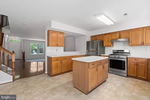 Kitchen - 8733 Stone Hill Pl, Springfield, VA 22153 photo 3 of 3