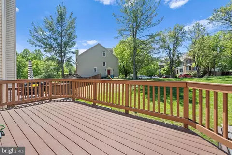 Exterior - 8733 Stone Hill Pl, Springfield, VA 22153 photo 2 of 4