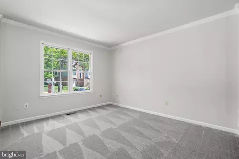 Living - 8733 Stone Hill Pl, Springfield, VA 22153 photo 3 of 8