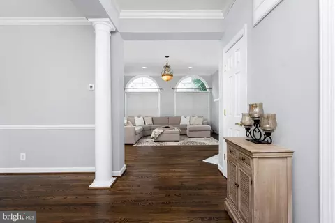 Entry Way - 7728 Tea Table Dr, Lorton, VA 22079 photo 2 of 4