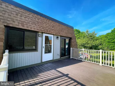 7905 Casa Grande Pl #E, Alexandria, VA 22309