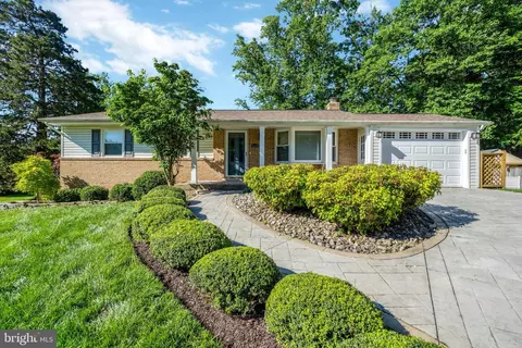 8629 Bristlecone Pl, Springfield, VA 22153