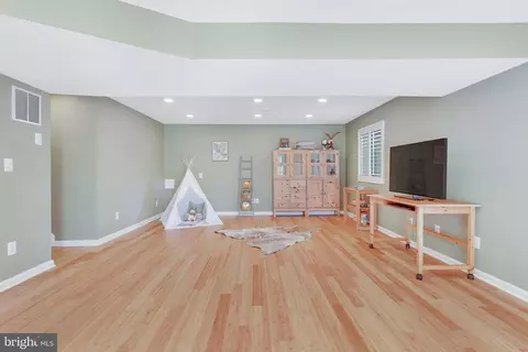 Other - 1923 Poole Ln, Mclean, VA 22101 photo 12 of 15