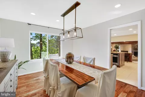 Dining - 1923 Poole Ln, Mclean, VA 22101 photo 3 of 3