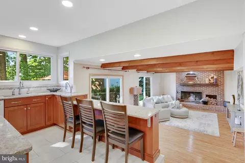 Kitchen - 1923 Poole Ln, Mclean, VA 22101 photo 11 of 11