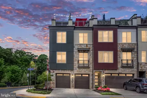 2846 Red Star Ln, Alexandria, VA 22303