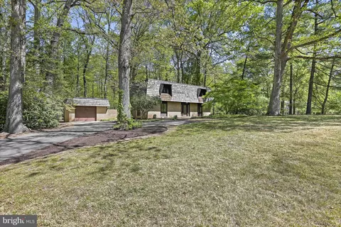 Exterior - 12008 Whip Rd, Reston, VA 20191 photo 2 of 11