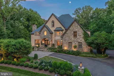 2605 Lasswade Ln, Oakton, VA 22124