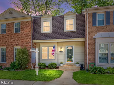 9773 High Water Ct, Burke, VA 22015