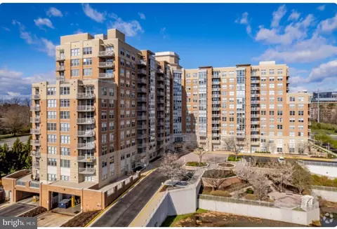 11800 Sunset Hills Rd #223, Reston, VA 20190