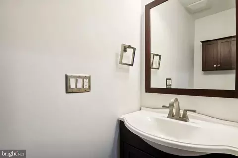 2425 Glade Bank Way, Reston, VA 20191 photo 22