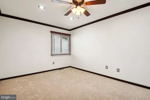 2425 Glade Bank Way, Reston, VA 20191 photo 35