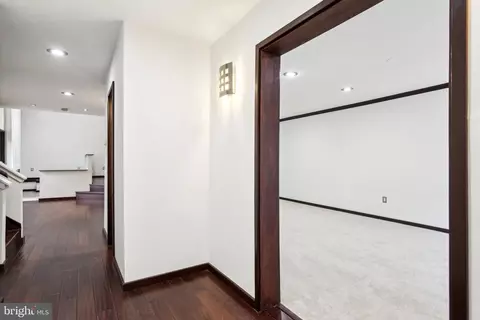 2425 Glade Bank Way, Reston, VA 20191 photo 31