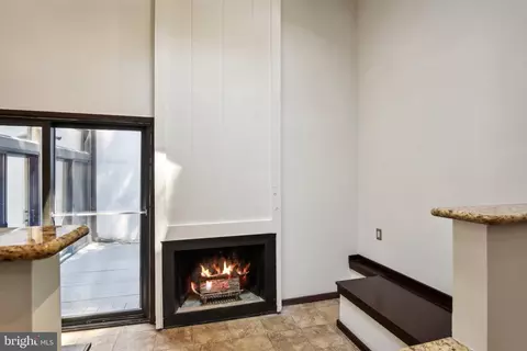 2425 Glade Bank Way, Reston, VA 20191 photo 19