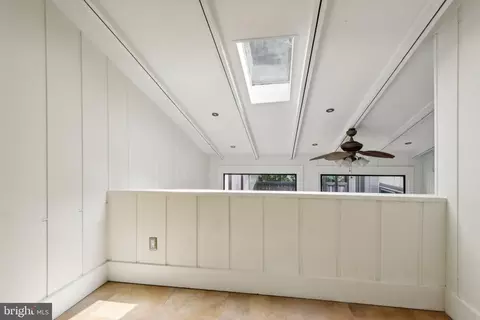 2425 Glade Bank Way, Reston, VA 20191 photo 30