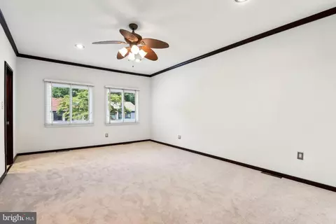 2425 Glade Bank Way, Reston, VA 20191 photo 27