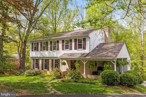 11308 Myrtle Ln, Reston, VA 20191